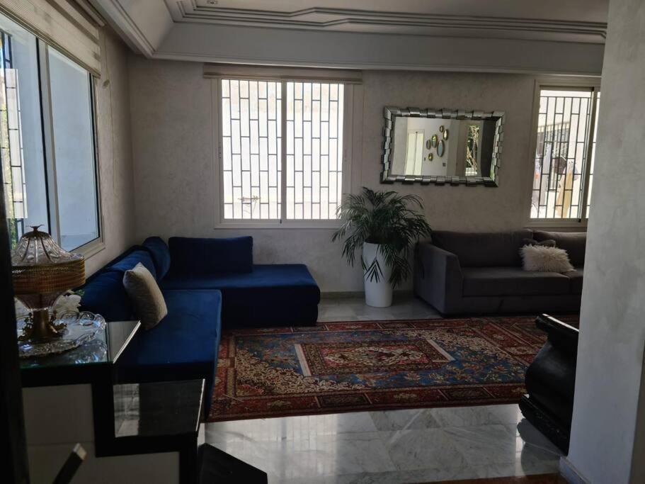 De Luxe Villa *